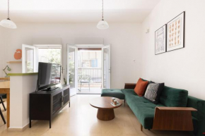 Unique Diznegoff by TLV2RENT